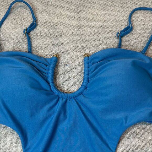 VIX Swim One Piece Bathing Suit Size Medium NWT $192 Blue Cut Out - Picture 11 of 11